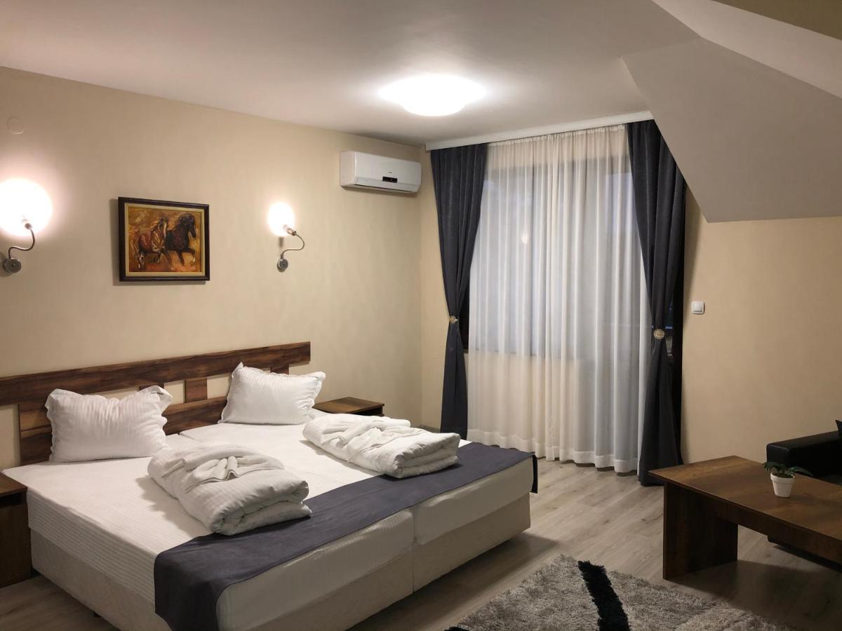 Hotel Ostrova Plovdiv Exterior foto